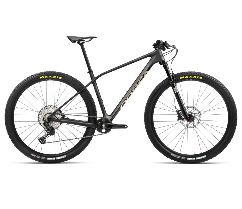 593e2afedc354472e1257c4eadc15d04b9eb6556_R219TTCC_MA_SIDE_ALMA_M30 Orbea ALMA M30 Powder Black - Black (2024)