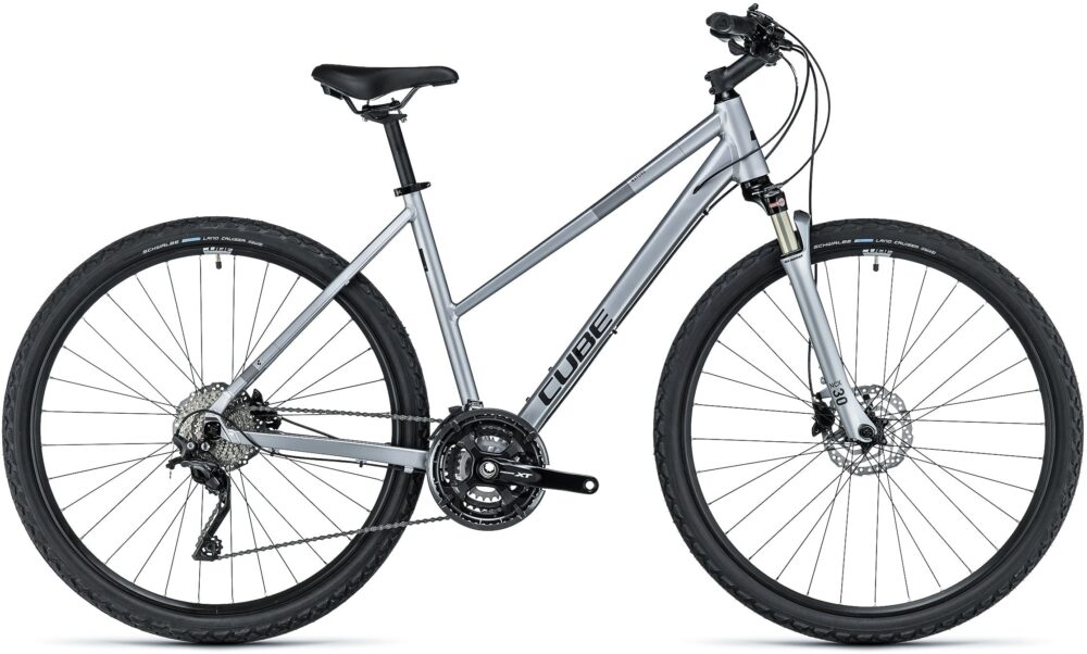 b54d888ed847bc046970098ecdc648cd94cb3d5c_1849327_edc23f Cube Nature EXC Trapez 2024 polarsilver´n´black – rower trekkingowy